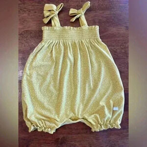 7 for All Mankind yellow dot romper size 3-6 m